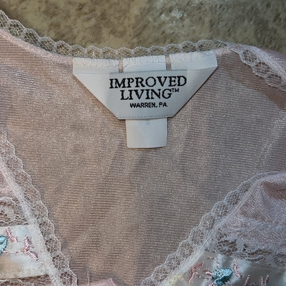 NWOT - improved living size large, 100% nylon pink pajamas - Picture 4 of 6